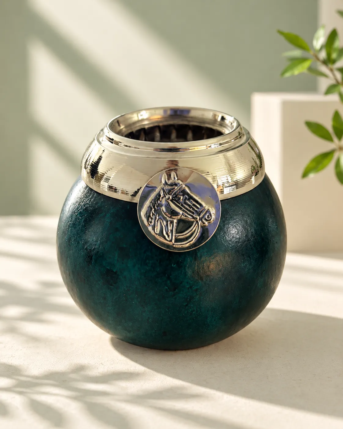 Mate de calabaza porito clásico virola alpaca con dije